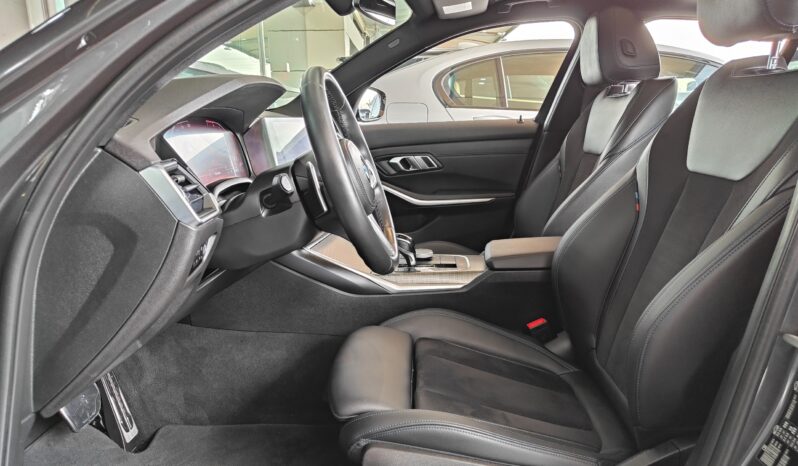 
								AED 1,640 P.M | 2021 BMW 330i M Sport | Under BMW Warranty and Service Contract | GCC | full									