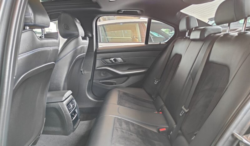 
								AED 1,640 P.M | 2021 BMW 330i M Sport | Under BMW Warranty and Service Contract | GCC | full									