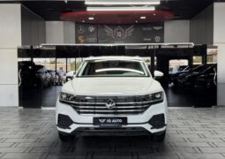 
										AED 1,145 P.M | 2020 Volkswagen Touareg Comfortline | Under Warranty | GCC | full									