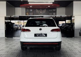 AED 1,145 P.M | 2020 Volkswagen Touareg Comfortline | Under Warranty | GCC |