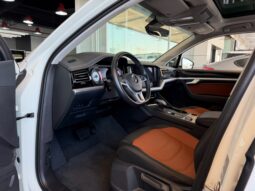
										AED 1,145 P.M | 2020 Volkswagen Touareg Comfortline | Under Warranty | GCC | full									