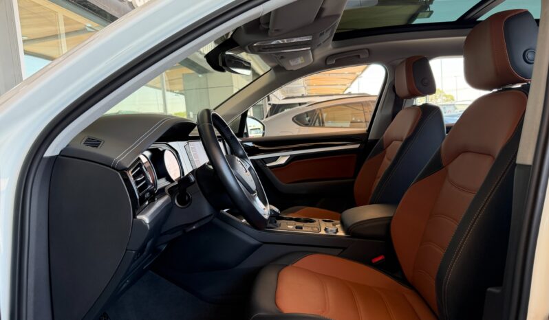 
								AED 1,145 P.M | 2020 Volkswagen Touareg Comfortline | Under Warranty | GCC | full									