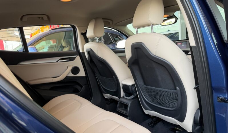 
								AED 840 P.M | 2022 BMW X2 sDrive20i | Under BMW Warranty | GCC | full									