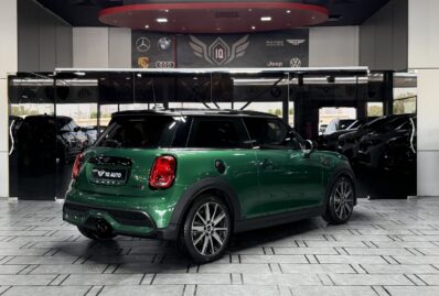 AED 1,040 P.M | 2023 Mini Cooper S | Under MINI Warranty and Service Contract | GCC |