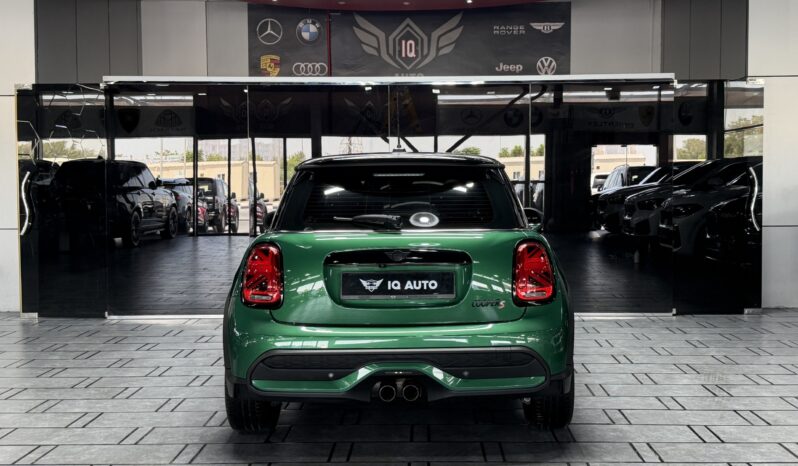 
								AED 1,040 P.M | 2023 Mini Cooper S | Under MINI Warranty and Service Contract | GCC | full									