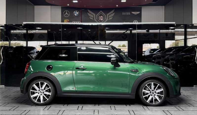 
								AED 1,040 P.M | 2023 Mini Cooper S | Under MINI Warranty and Service Contract | GCC | full									