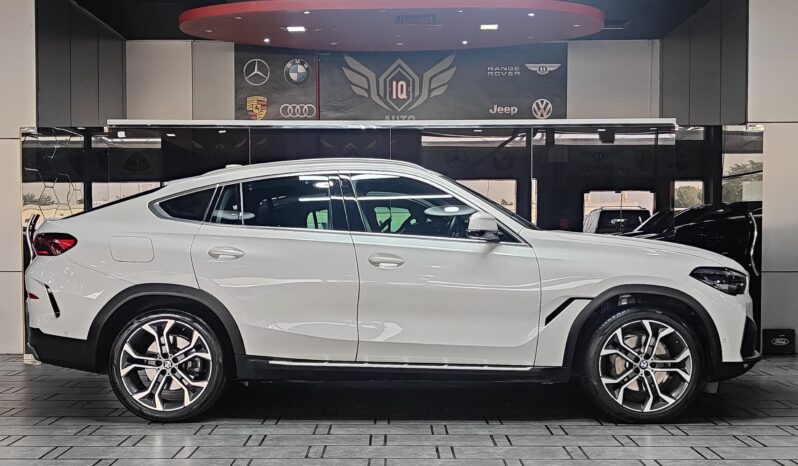 
								AED 1,990 P.M | 2021 BMW X6 xDrive40i XLine | Under Warranty | GCC | full									