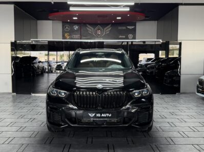 AED 2,440 P.M | 2023 BMW X5 xDrive40i M Sport | Under BMW Warranty | GCC |