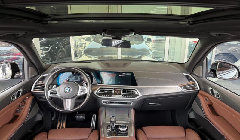 
								AED 2,440 P.M | 2023 BMW X5 xDrive40i M Sport | Under BMW Warranty | GCC | full									