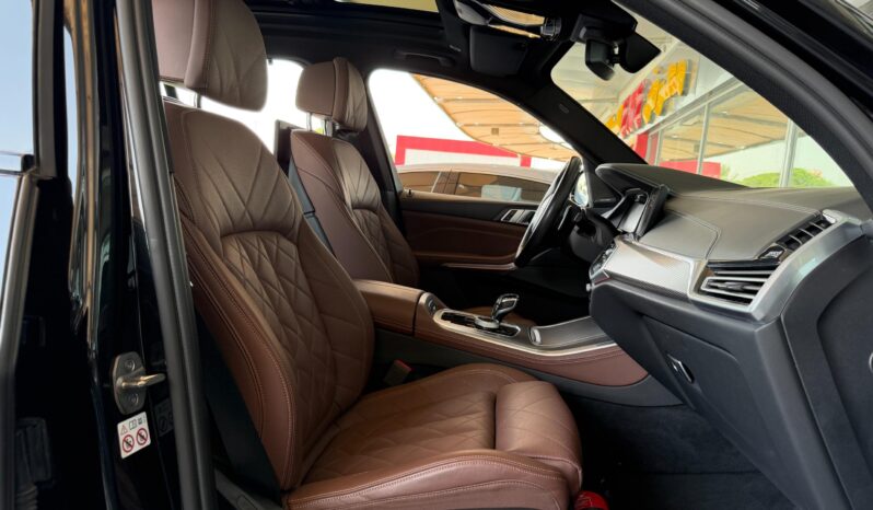 
								AED 2,440 P.M | 2023 BMW X5 xDrive40i M Sport | Under BMW Warranty | GCC | full									
