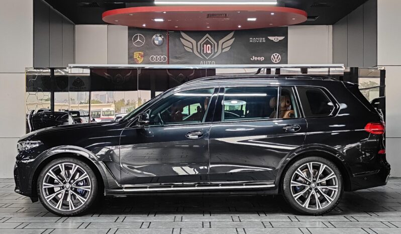 
								AED 2,015 P.M | 2019 BMW X7 xDrive40i M Sport | Under Warranty and BMW Service Contract | GCC | full									