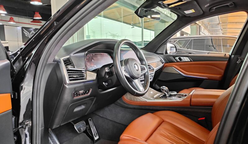 
								AED 2,015 P.M | 2019 BMW X7 xDrive40i M Sport | Under Warranty and BMW Service Contract | GCC | full									
