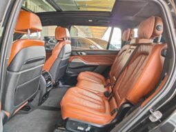 
										AED 2,015 P.M | 2019 BMW X7 xDrive40i M Sport | Under Warranty and BMW Service Contract | GCC | full									