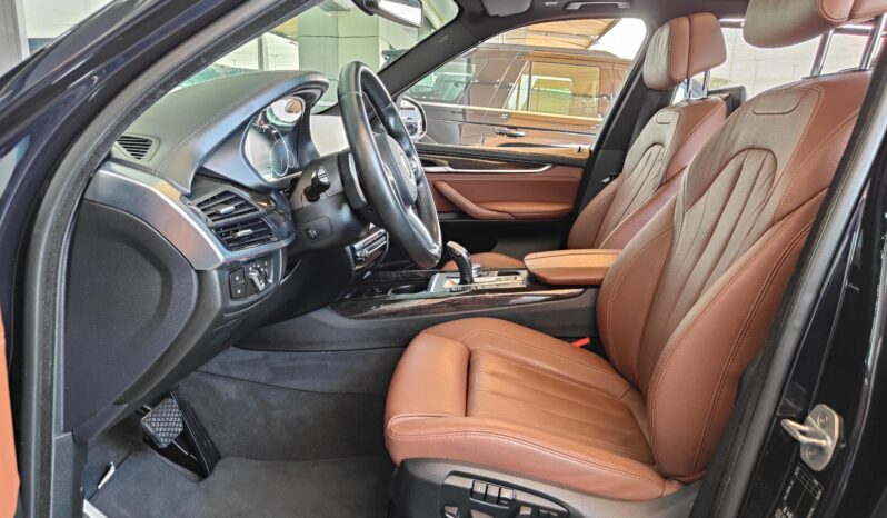 
								AED 2,050 P.M | 2018 BMW X5 xDrive50i M Sport | Under Warranty | GCC | full									