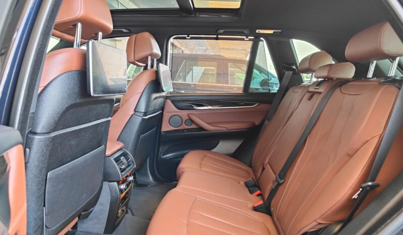 
								AED 2,050 P.M | 2018 BMW X5 xDrive50i M Sport | Under Warranty | GCC | full									