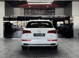 
										AED 1,160 P.M | 2020 Audi Q5 45 TFSI Quattro S Line | Under Warranty | GCC | full									