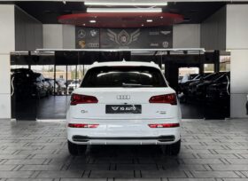 AED 1,160 P.M | 2020 Audi Q5 45 TFSI Quattro S Line | Under Warranty | GCC |