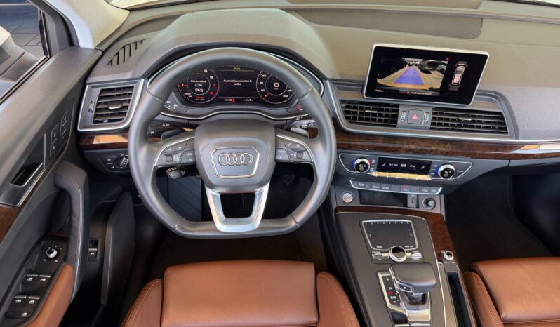 
								AED 1,160 P.M | 2020 Audi Q5 45 TFSI Quattro S Line | Under Warranty | GCC | full									