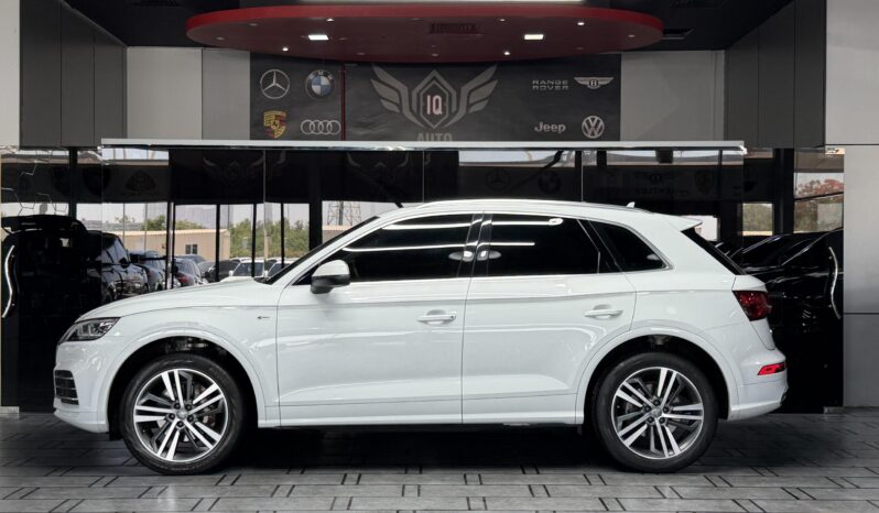 
								AED 1,160 P.M | 2020 Audi Q5 45 TFSI Quattro S Line | Under Warranty | GCC | full									