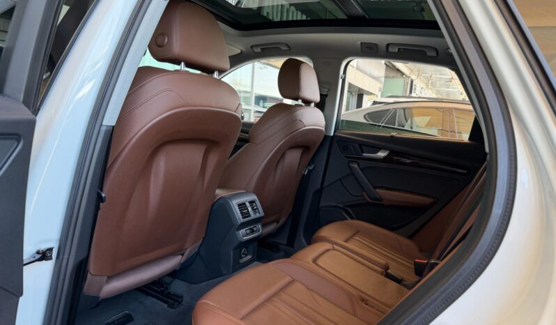 
								AED 1,160 P.M | 2020 Audi Q5 45 TFSI Quattro S Line | Under Warranty | GCC | full									