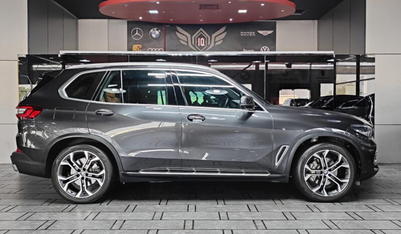 
								AED 1,990 P.M | 2021 BMW X5 xDrive40i XLine | Under Warranty | GCC | full									