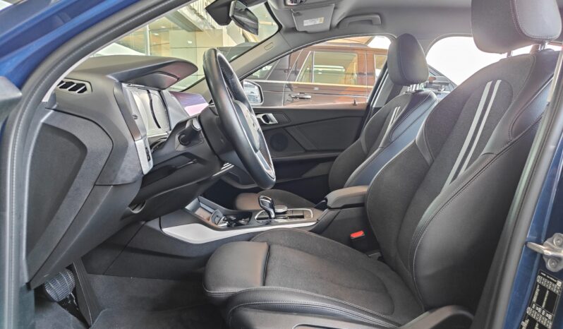 
								AED 870 P.M | 2021 BMW 120i Joy Edition | Under Warranty and BMW Service Contract | GCC | full									