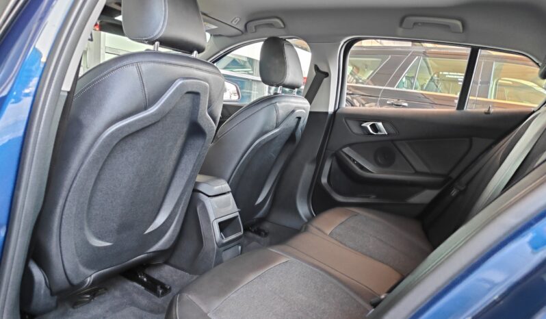 
								AED 870 P.M | 2021 BMW 120i Joy Edition | Under Warranty and BMW Service Contract | GCC | full									