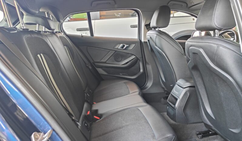 
								AED 870 P.M | 2021 BMW 120i Joy Edition | Under Warranty and BMW Service Contract | GCC | full									