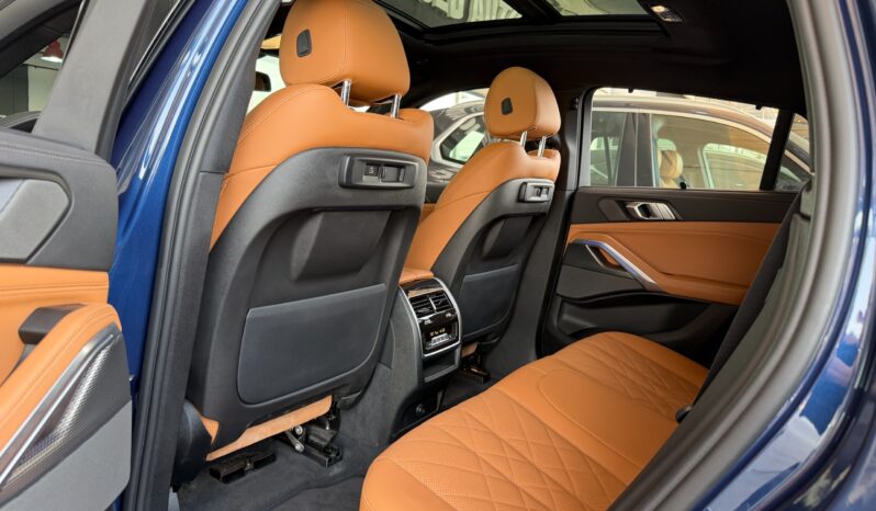 
								AED 3,015 P.M | 2023 BMW X6 xDrive40i M Sport | Under BMW Warranty | GCC | full									