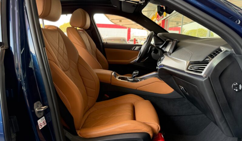 
								AED 3,015 P.M | 2023 BMW X6 xDrive40i M Sport | Under BMW Warranty | GCC | full									