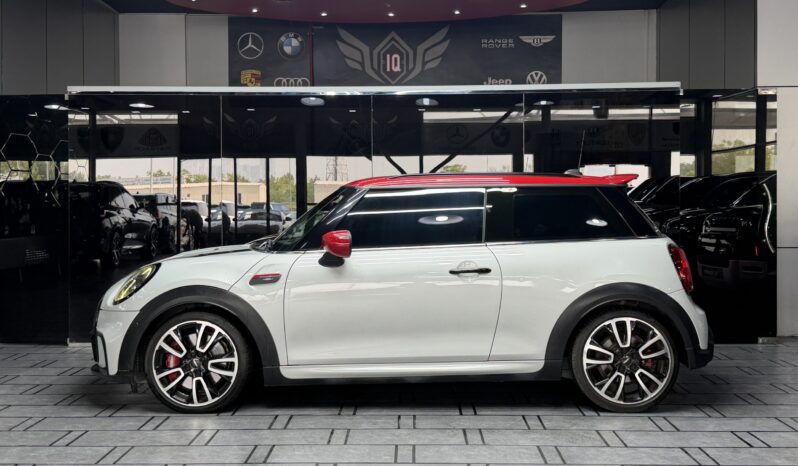 
								AED 920 P.M | 2022 MINI Cooper John Cooper Works | Under Warranty | GCC | full									