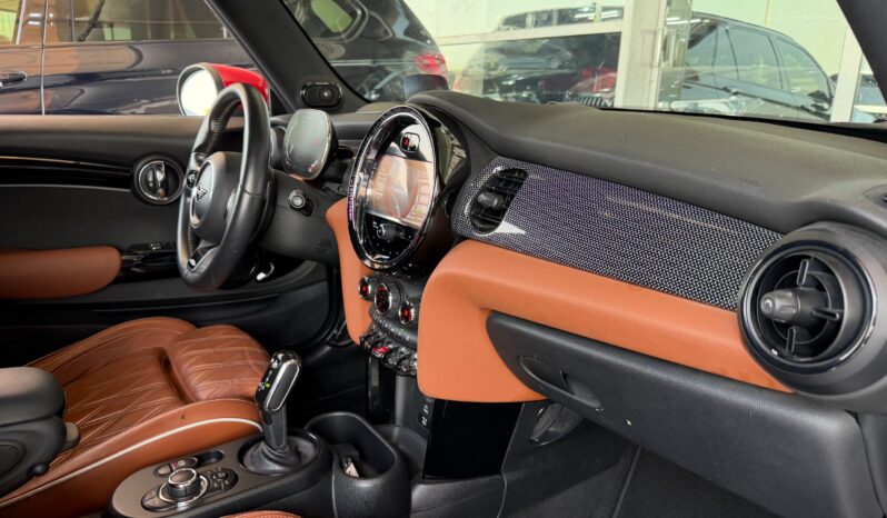 
								AED 920 P.M | 2022 MINI Cooper John Cooper Works | Under Warranty | GCC | full									