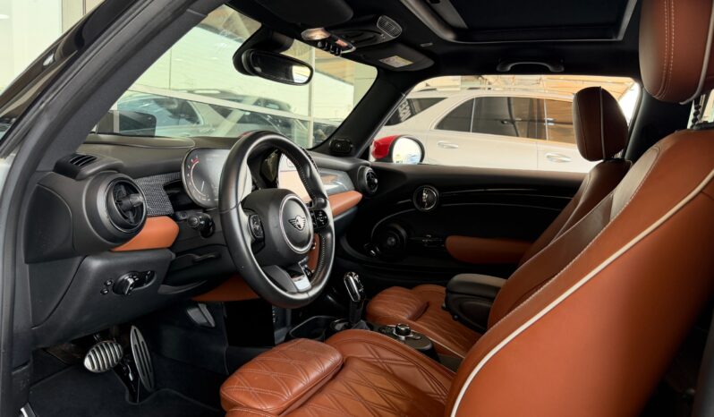 
								AED 920 P.M | 2022 MINI Cooper John Cooper Works | Under Warranty | GCC | full									